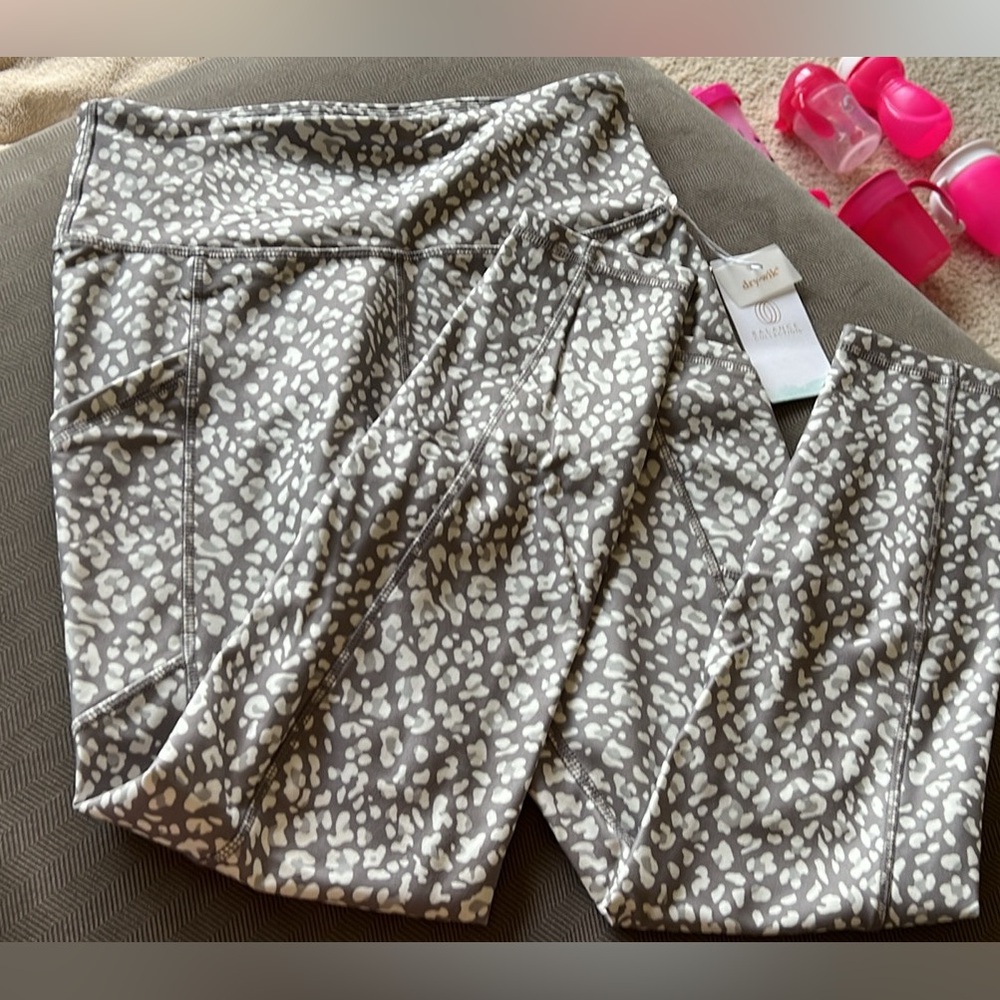 Women’s workout pants